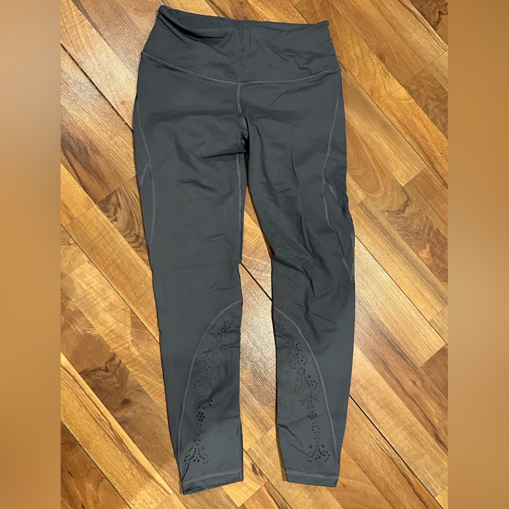 Victoria Sport gray leggings, cutout pattern on shin, size med, smoke free home